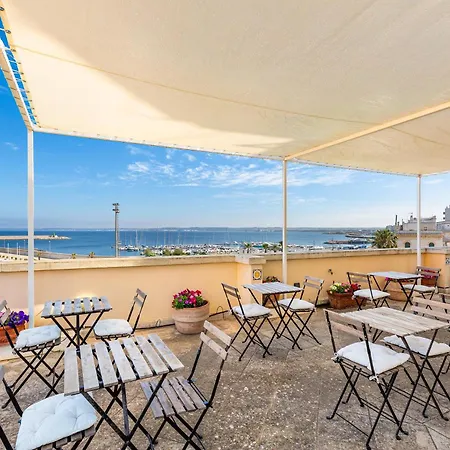 Palazzo Vergine Bed and breakfast 3*