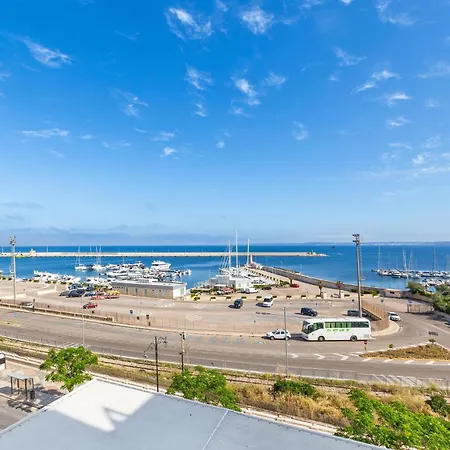 Palazzo Vergine Bed & Breakfast 3*